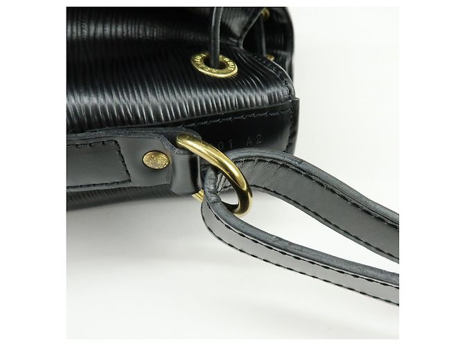 Borsa a tracolla Louis Vuitton Epi Petit Noe Noir Black M44102 - vista 8