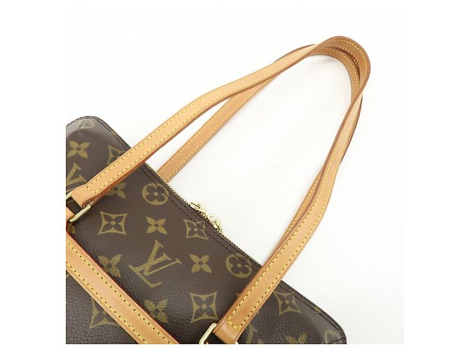 Borsa a mano e a tracolla Louis Vuitton Monogram Coussin GM Marrone M51141 - vista 6