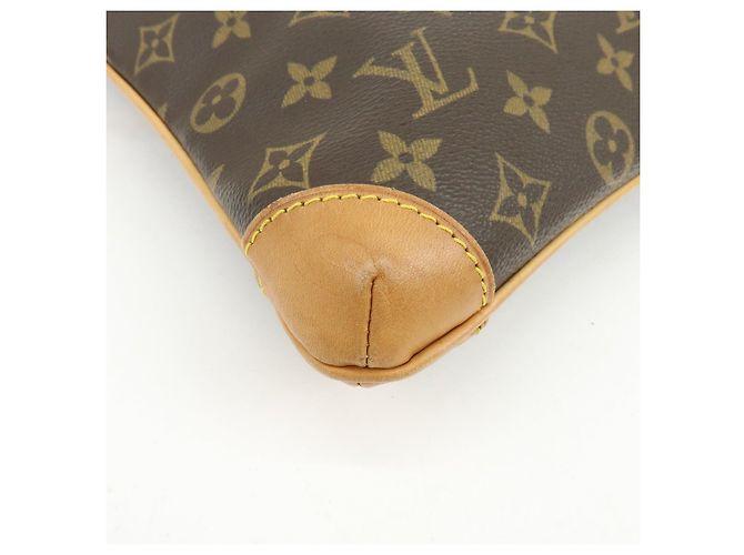 Borsa a mano e a tracolla Louis Vuitton Monogram Coussin GM Marrone M51141 - vista 9