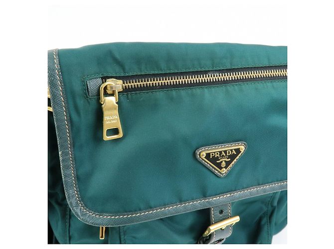 Borsa a tracolla PRADA in nylon e pelle Saffiano con logo triangolare Verde - vista 17