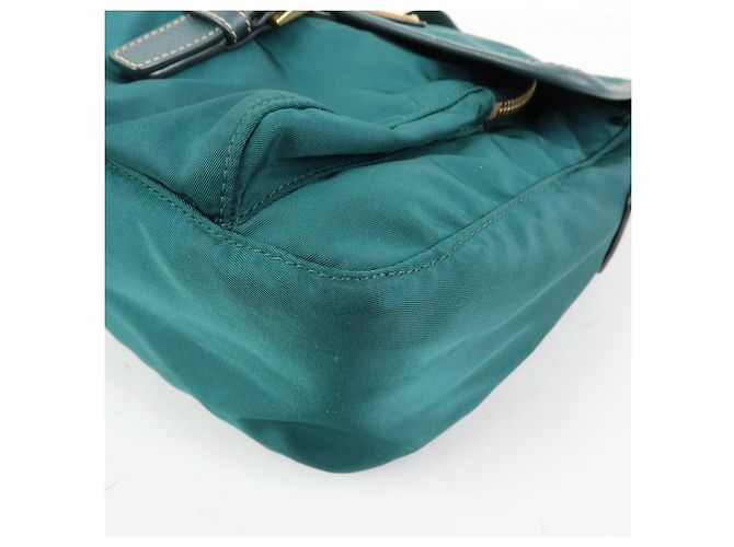 Borsa a tracolla PRADA in nylon e pelle Saffiano con logo triangolare Verde - vista 9