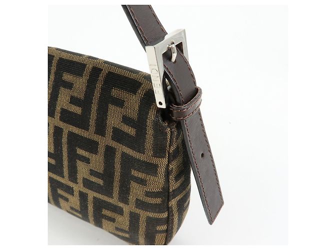 FENDI Mamma Baguette Zucca Canvas Leather Shoulder Bag Brown 26424 - vista 18