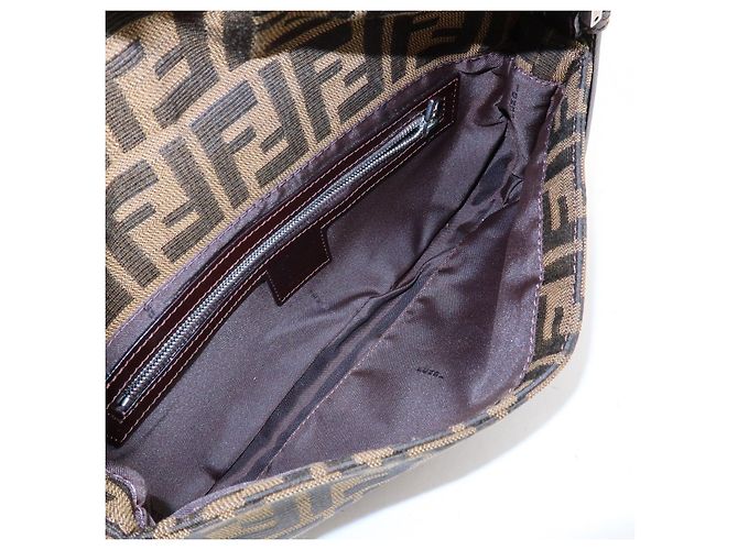 FENDI Mamma Baguette Zucca Canvas Leather Shoulder Bag Brown 26424 - vista 21