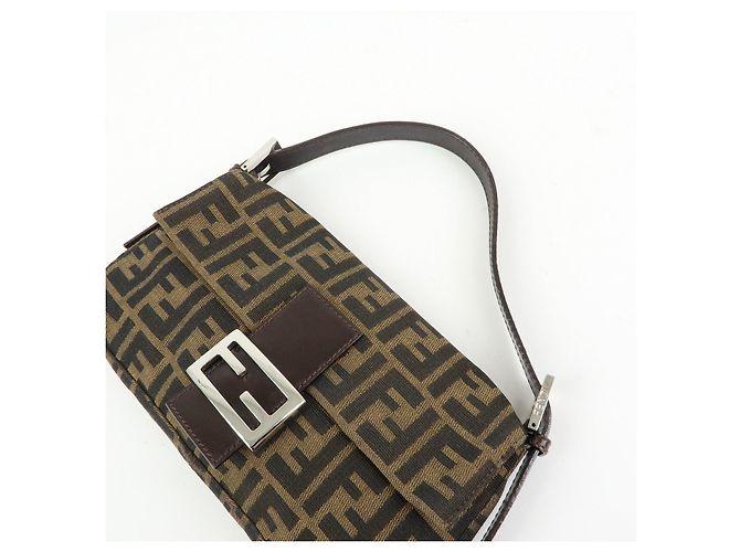 FENDI Mamma Baguette Zucca Canvas Leather Shoulder Bag Brown 26424 - vista 6