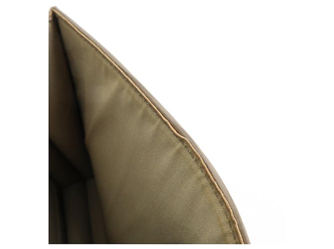 Borsa a tracolla Louis Vuitton Biarritz PM in pelle Epi Pepper M5293B - vista 22