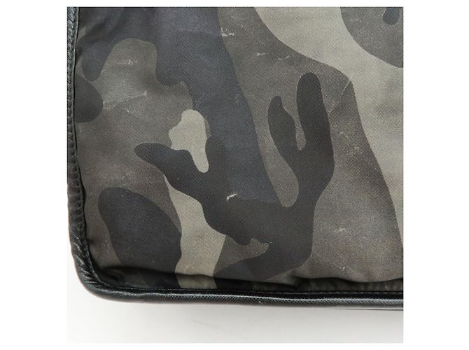 Borsa a tracolla PRADA in nylon e pelle Saffiano con logo triangolare Khaki VA0768 - vista 16