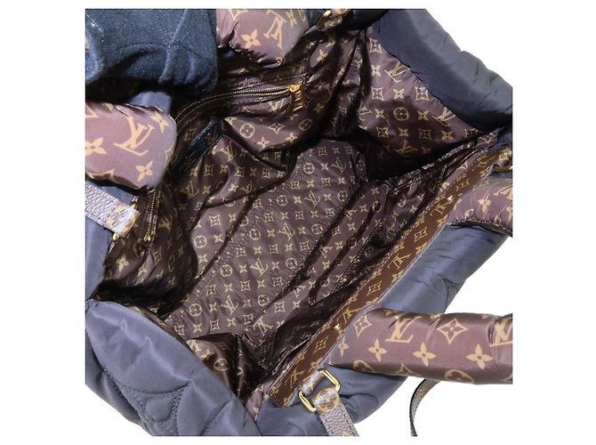Borsa 2Way Louis Vuitton Monogram LV Pillow OnTheGo MM Econyl M21069 - vista 10