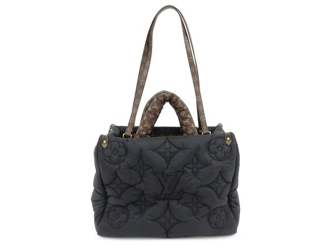 Borsa 2Way Louis Vuitton Monogram LV Pillow OnTheGo MM Econyl M21069 - vista 2