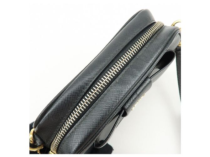 Borsa a tracolla PRADA in pelle Saffiano motivo nastro nero 1NF674 - vista 21