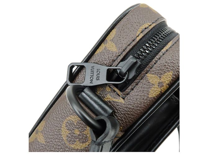 Louis Vuitton Monogram Macassar Christopher Wearable Wallet Bag M69404 - vista 10