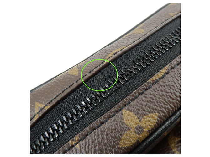 Louis Vuitton Monogram Macassar Christopher Wearable Wallet Bag M69404 - vista 9