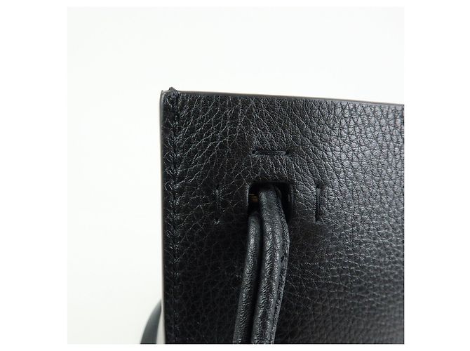 VALENTINO Borsa a spalla e a tracolla in pelle con borchie Nero - vista 16
