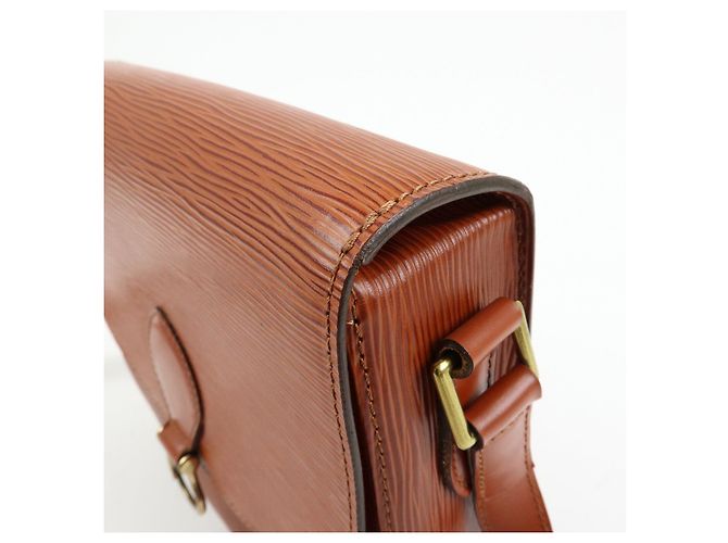 Saint-Cloud Borsa a tracolla Louis Vuitton Epi Saint Cloud Kenya Brown M52193 - vista 15
