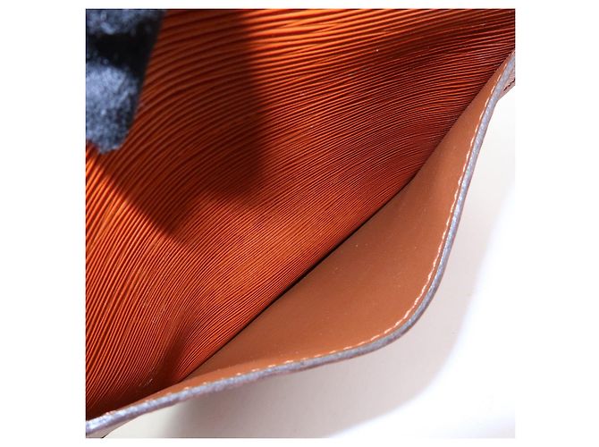 Saint-Cloud Borsa a tracolla Louis Vuitton Epi Saint Cloud Kenya Brown M52193 - vista 16