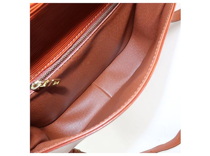 Saint-Cloud Borsa a tracolla Louis Vuitton Epi Saint Cloud Kenya Brown M52193 - vista 21