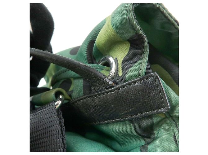 Zaino PRADA in nylon e pelle con logo Triangle Camouflage BZ0032 - vista 11