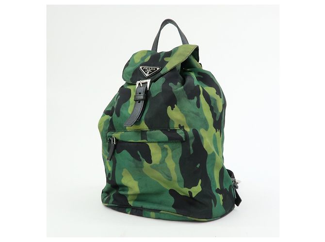 Zaino PRADA in nylon e pelle con logo Triangle Camouflage BZ0032 - vista 3