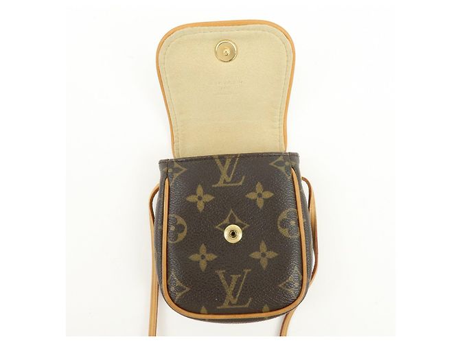 Louis Vuitton Monogram Pochette Cancun Shoulder Bag Pouch M60018 - vista 19