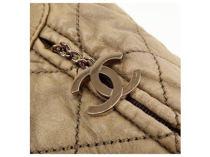 Borsa a tracolla e borsa a mano CHANEL Wild Stich in pelle di vitello Beige Metallic Pink - vista 17