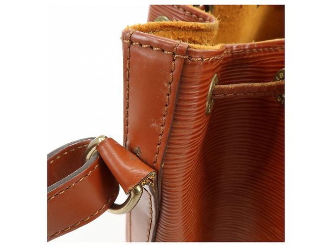 Borsa a tracolla Louis Vuitton Epi Petit Noe Kenya Brown M44103 - vista 17