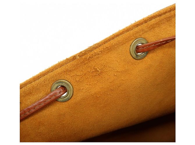 Borsa a tracolla Louis Vuitton Epi Petit Noe Kenya Brown M44103 - vista 21