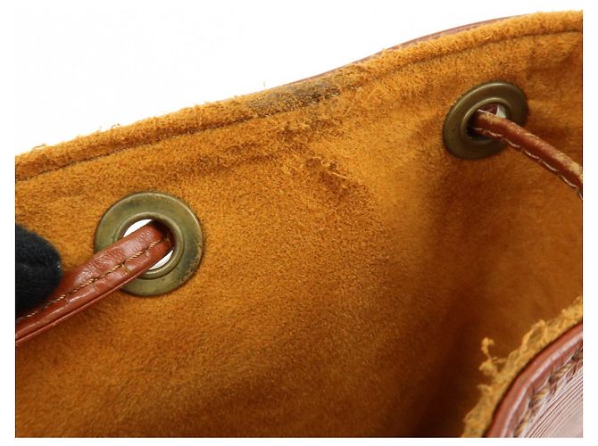 Borsa a tracolla Louis Vuitton Epi Petit Noe Kenya Brown M44103 - vista 22