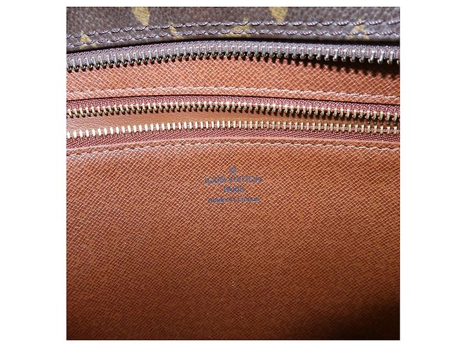 Borsa a tracolla Louis Vuitton Monogram Trocadero 30 Marrone M51272 - vista 23