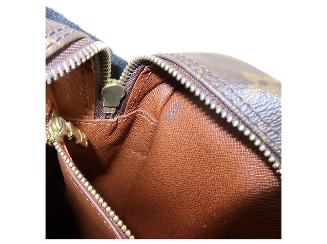 Borsa a tracolla Louis Vuitton Monogram Trocadero 30 Marrone M51272 - vista 24