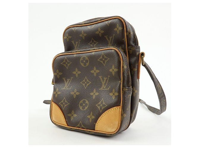 Louis Vuitton Monogram Amazone Shoulder Bag Crossbody Bag M45236 - vista 3