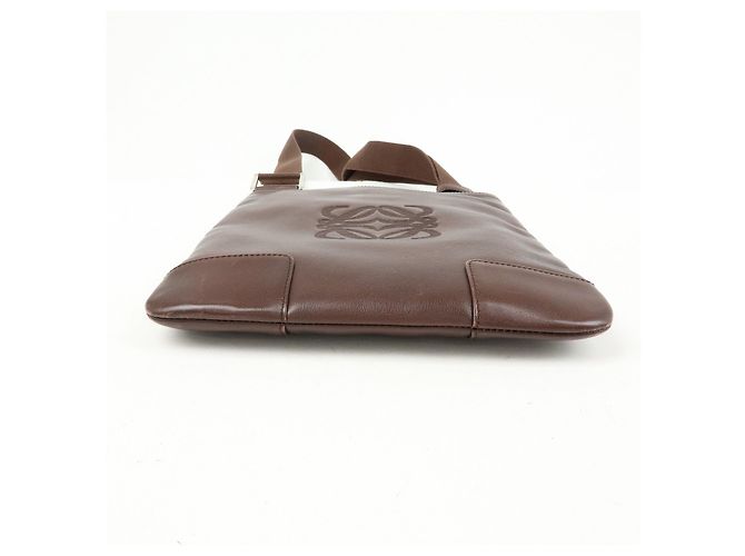 LOEWE Borsa a tracolla Anagram in pelle Borsa crossbody Marrone - vista 5
