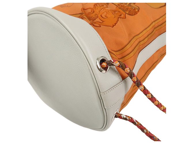 Hermès HERMES Soie Cool 22 Borsa a tracolla zaino in pelle e seta Orange - vista 6