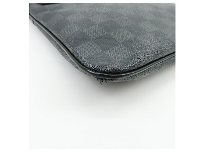 Borsa a tracolla Louis Vuitton Damier Graphite Thomas N58028 - vista 12