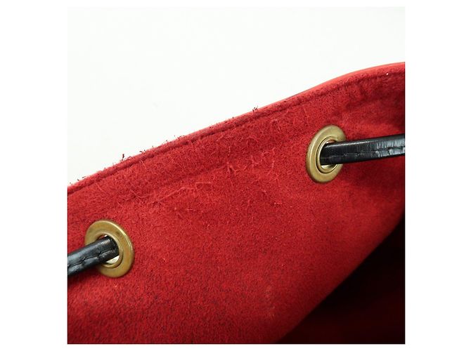 Louis Vuitton Epi Petit Noe Shoulder Bag Noir Castilian Red M44172 - view 17