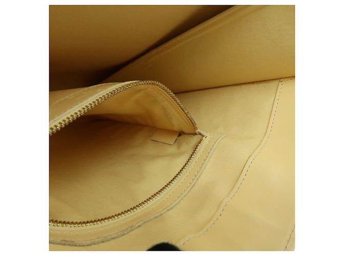 Borsa a spalla Saint Tropez in pelle Epi Louis Vuitton Vanilla - vista 24
