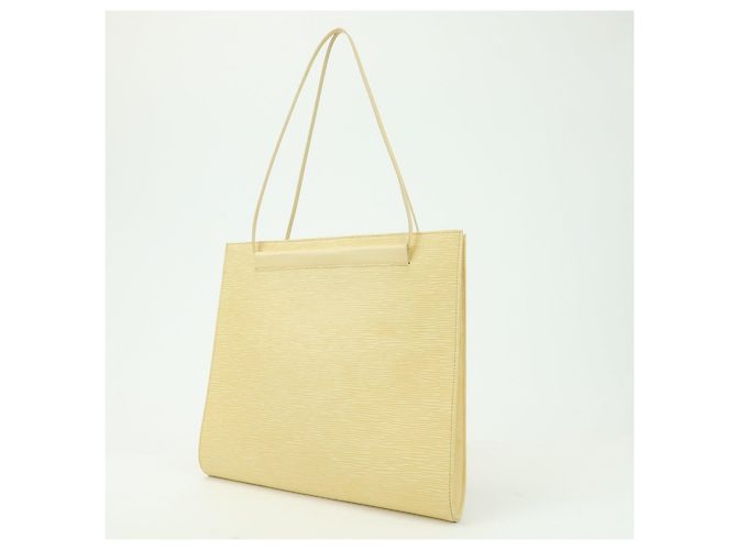 Borsa a spalla Saint Tropez in pelle Epi Louis Vuitton Vanilla - vista 3