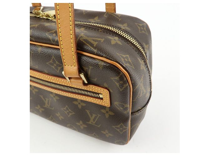 Cité Borsa a Spalla e a Mano Louis Vuitton Monogram Cite MM Marrone M51182 - vista 16