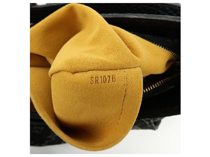 Louis Vuitton Monogram Denim XS Shoulder Crossbody Bag Noir M95608 - vista 23