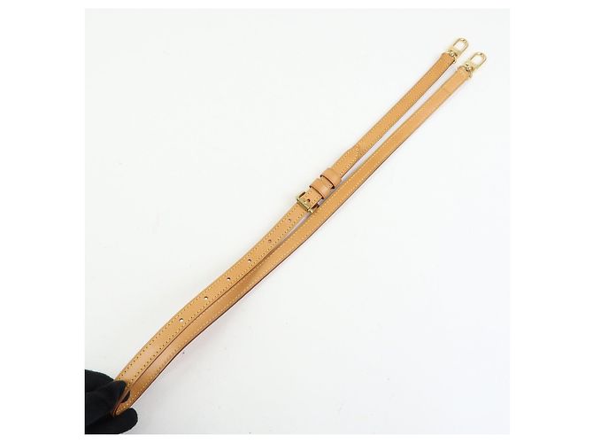 Louis Vuitton Adjustable Leather Shoulder Strap 120cm 1.6cm J52312 - view 3