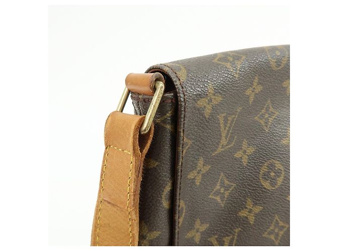 Borsa a tracolla Louis Vuitton Monogram Musette Marrone M51256 - vista 13
