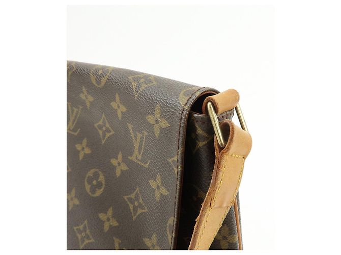 Borsa a tracolla Louis Vuitton Monogram Musette Marrone M51256 - vista 14