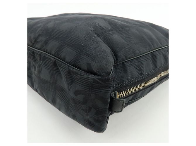 CHANEL New Travel Line Borsa briefcase in nylon e pelle Nera A15974 - vista 10