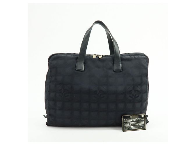 CHANEL New Travel Line Borsa briefcase in nylon e pelle Nera A15974 - vista 23