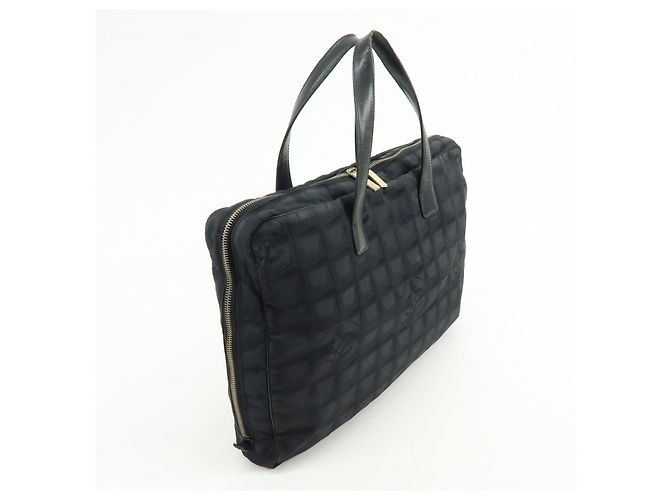 CHANEL New Travel Line Borsa briefcase in nylon e pelle Nera A15974 - vista 4