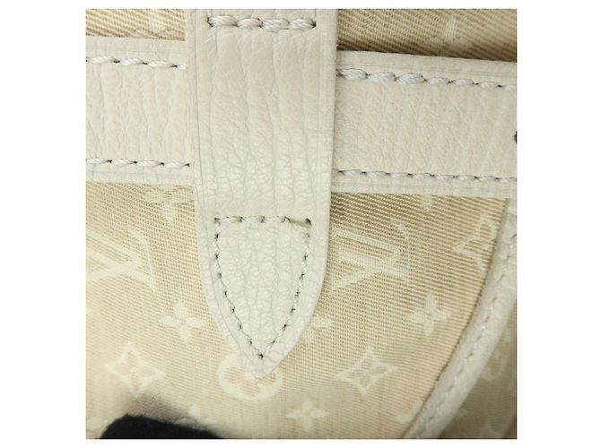 Borsa a tracolla Louis Vuitton Monogram Mini Lin Saumur 30 Dune M95314 - vista 19