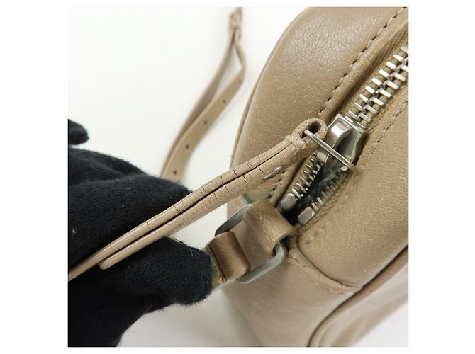 Autre Marque SAINT LAURENT PARIS Borsa Camera Cassandra in pelle Small FLY520533 - vista 17