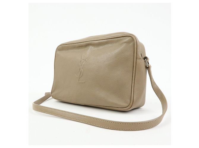 Autre Marque SAINT LAURENT PARIS Borsa Camera Cassandra in pelle Small FLY520533 - vista 3