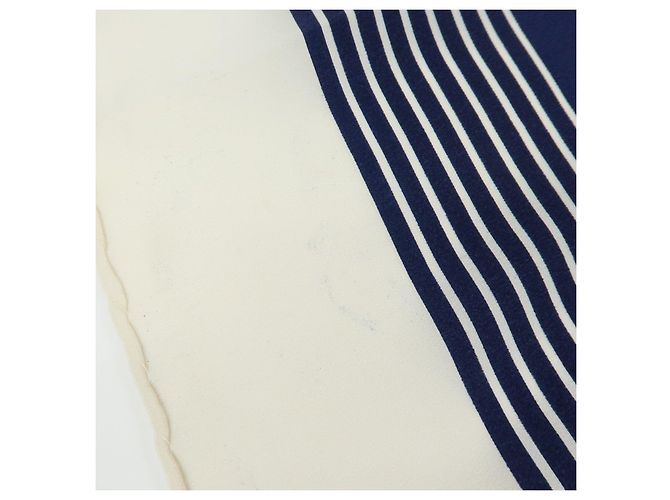 Sciarpa CHANEL COCO Mark 100% seta Coin Strip Navy Bianco Giallo - vista 9