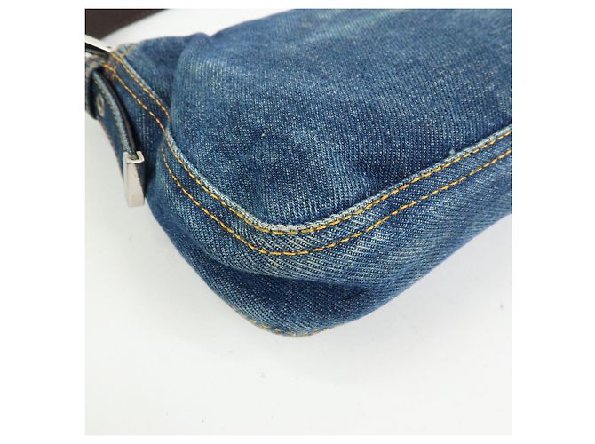 FENDI Mamma Baguette Borsa a tracolla in pelle e denim Blu 26424 - vista 11