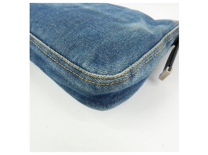 FENDI Mamma Baguette Borsa a tracolla in pelle e denim Blu 26424 - vista 12
