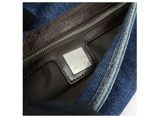 FENDI Mamma Baguette Borsa a tracolla in pelle e denim Blu 26424 - vista 23